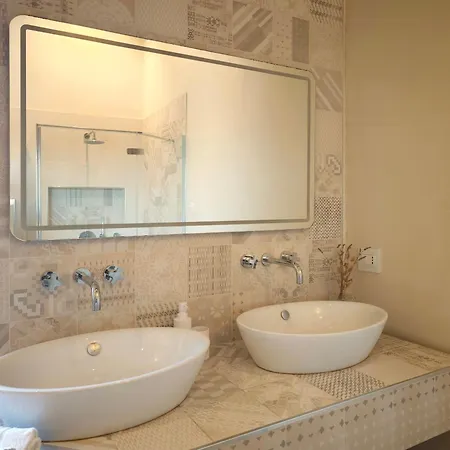 Tenuta Marino - Con Piscina Privata Tra I Vigneti Delle Marche