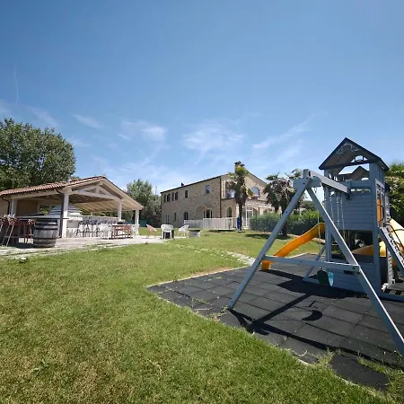Tenuta Marino - Con Piscina Privata Tra I Vigneti Delle Marche *