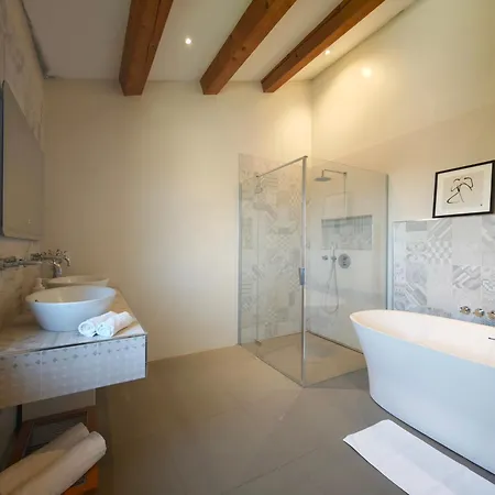 Tenuta Marino - Con Piscina Privata Tra I Vigneti Delle Marche
